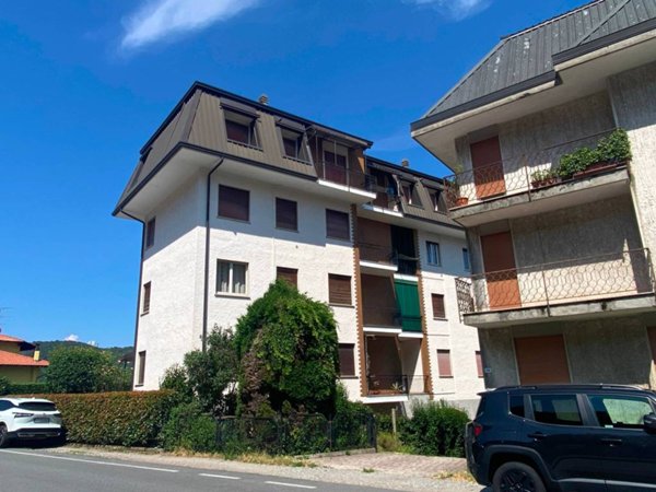 appartamento in vendita a Massino Visconti