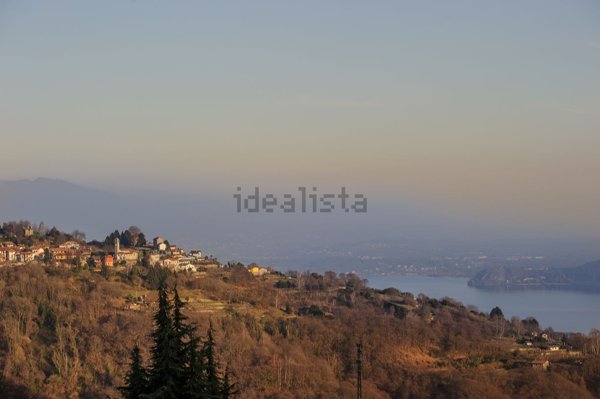 casa indipendente in vendita a Massino Visconti