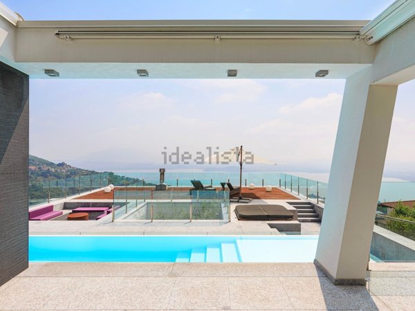 casa indipendente in vendita a Massino Visconti