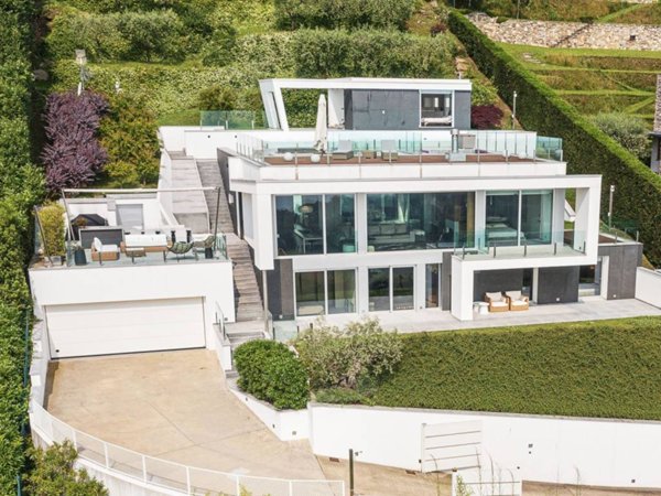 casa indipendente in vendita a Massino Visconti