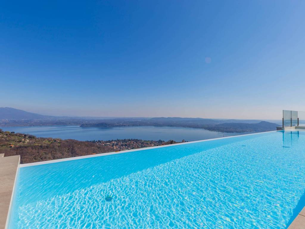 casa indipendente in vendita a Massino Visconti