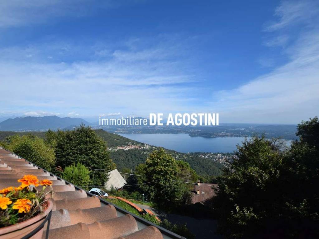 casa indipendente in vendita a Massino Visconti in zona San Salvatore