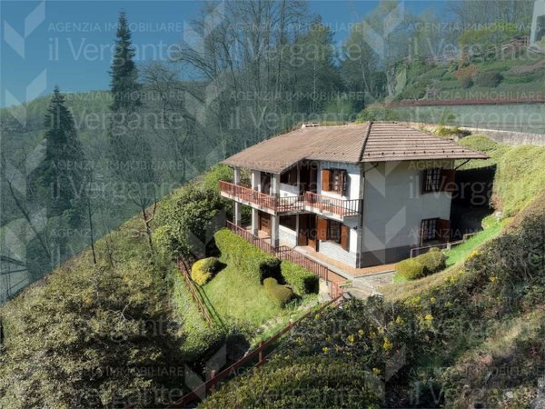 casa indipendente in vendita a Massino Visconti