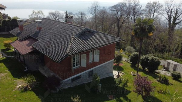 casa indipendente in vendita a Massino Visconti