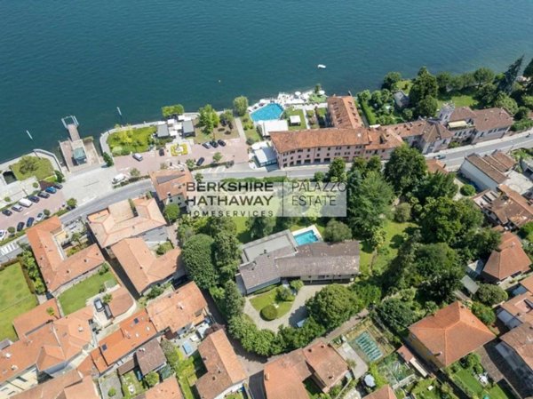 casa indipendente in vendita a Meina