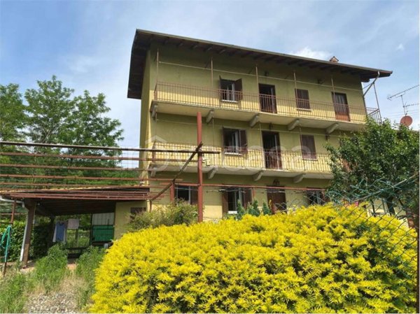 casa indipendente in vendita a Meina in zona Silvera