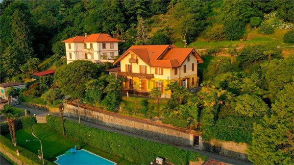 casa indipendente in vendita a Meina