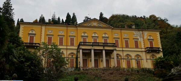 casa indipendente in vendita a Meina