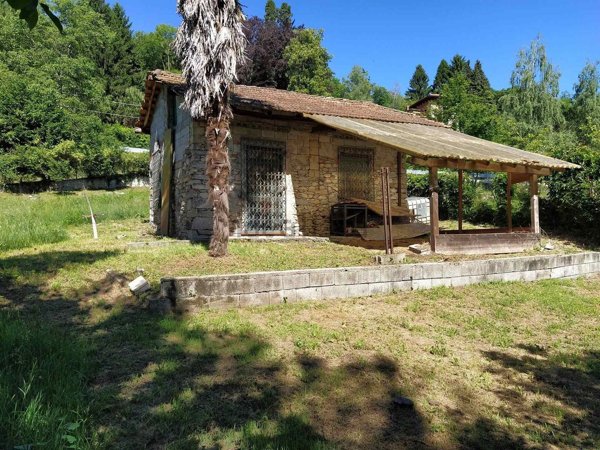 appartamento in vendita a Meina in zona Silvera