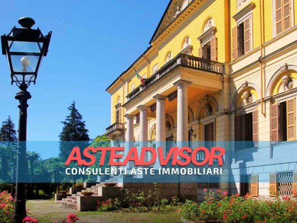 casa indipendente in vendita a Meina