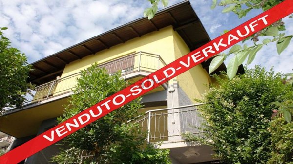 casa indipendente in vendita a Meina