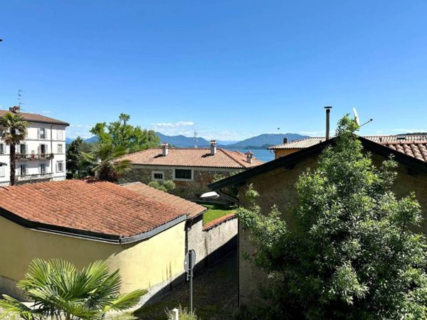 casa indipendente in vendita a Meina
