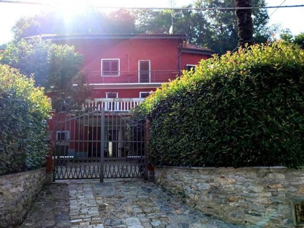 casa indipendente in vendita a Meina in zona Silvera