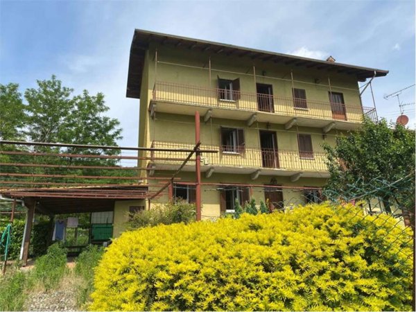 casa indipendente in vendita a Meina in zona Silvera