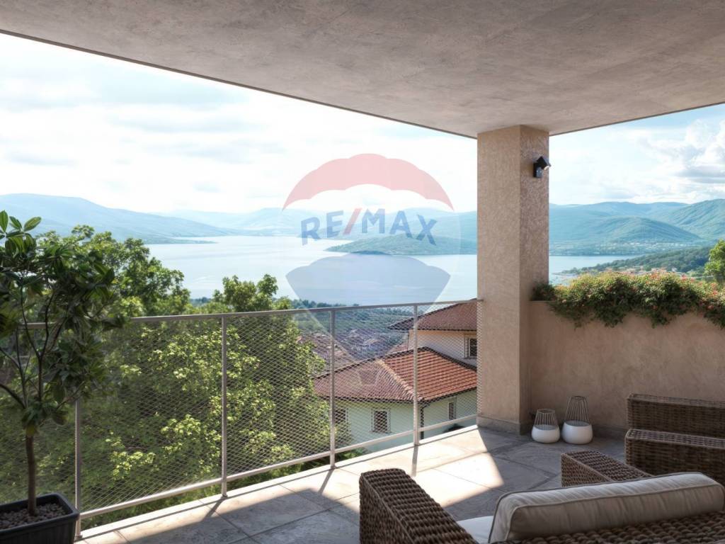 appartamento in vendita a Meina