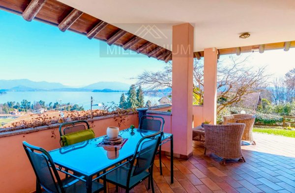 casa indipendente in vendita a Meina