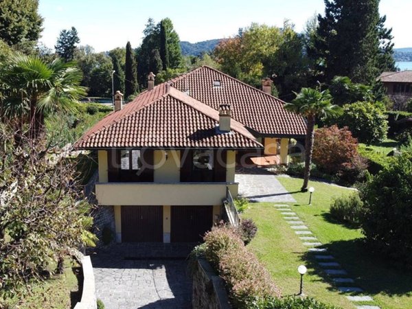 casa indipendente in vendita a Meina