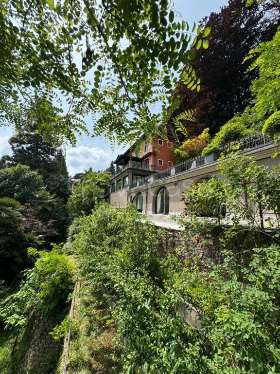 casa indipendente in vendita a Meina