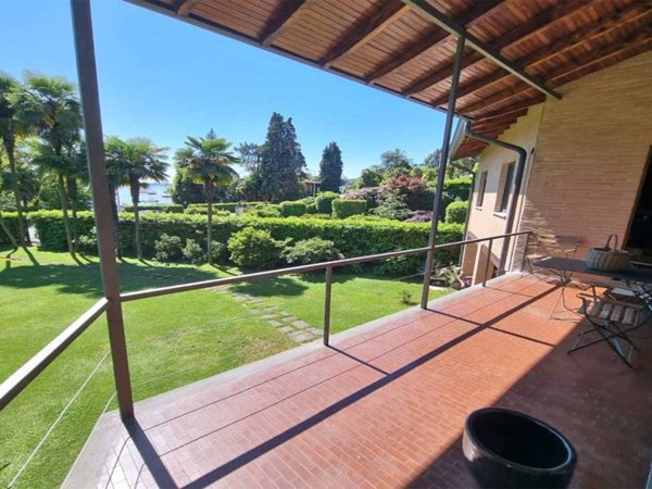 casa indipendente in vendita a Meina