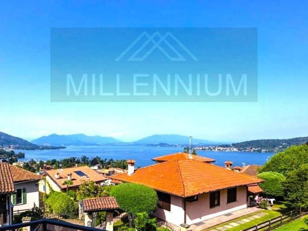 casa indipendente in vendita a Meina