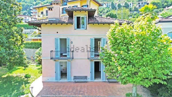 casa indipendente in vendita a Meina