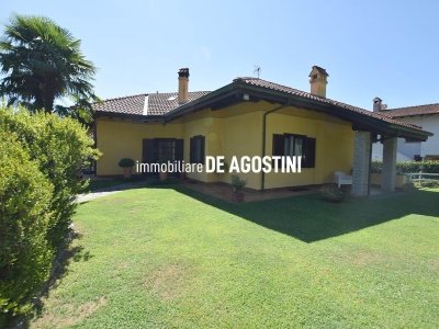 casa indipendente in vendita a Meina