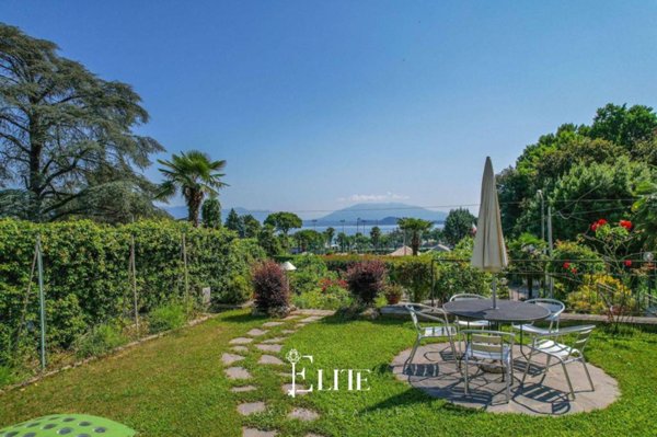 casa indipendente in vendita a Meina