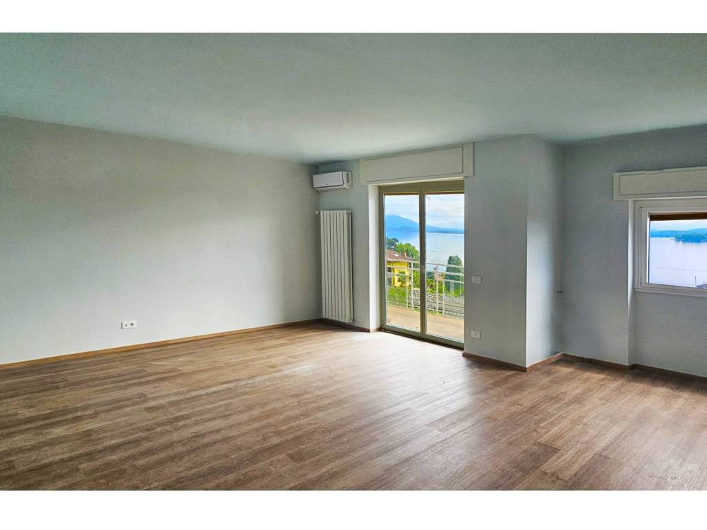 appartamento in vendita a Meina