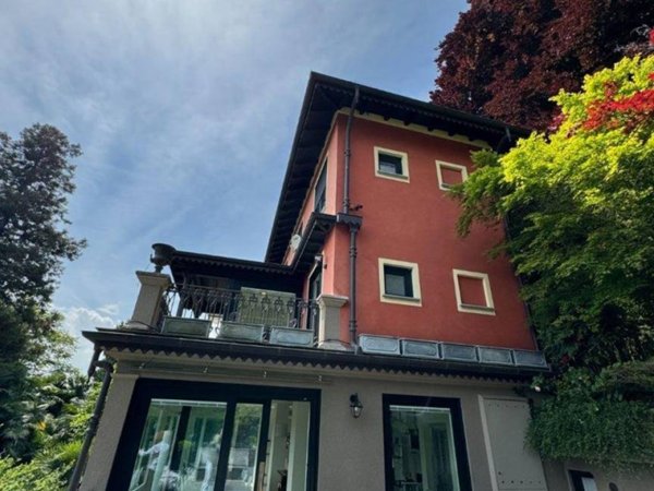 casa indipendente in vendita a Meina