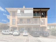 appartamento in vendita a Meina in zona Ghevio