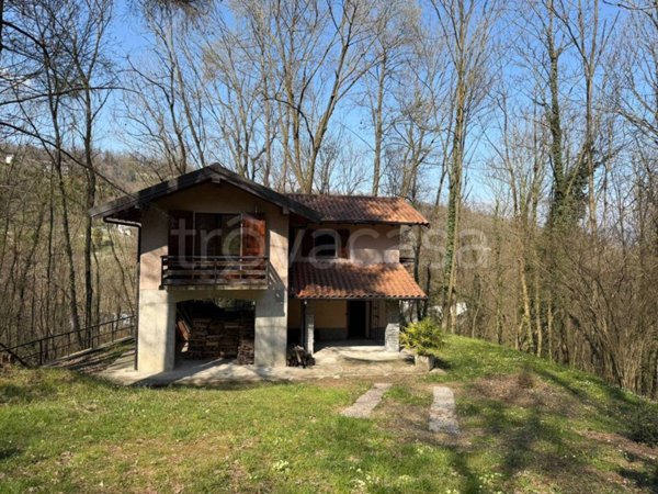 casa indipendente in vendita a Meina