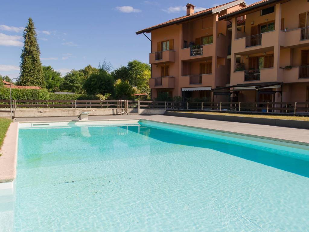 casa indipendente in vendita a Meina