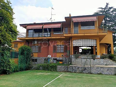 casa indipendente in vendita a Mezzomerico