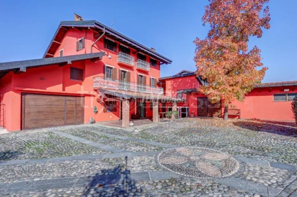 casa indipendente in vendita a Mezzomerico