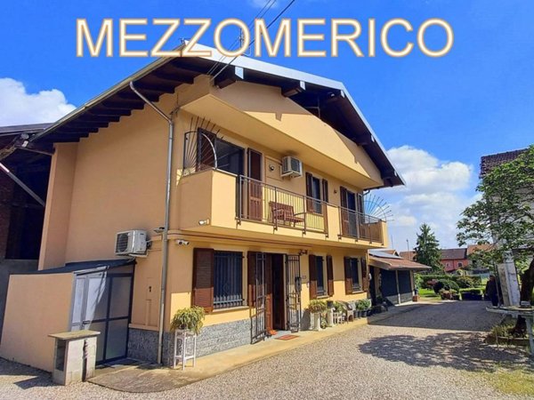 casa indipendente in vendita a Mezzomerico