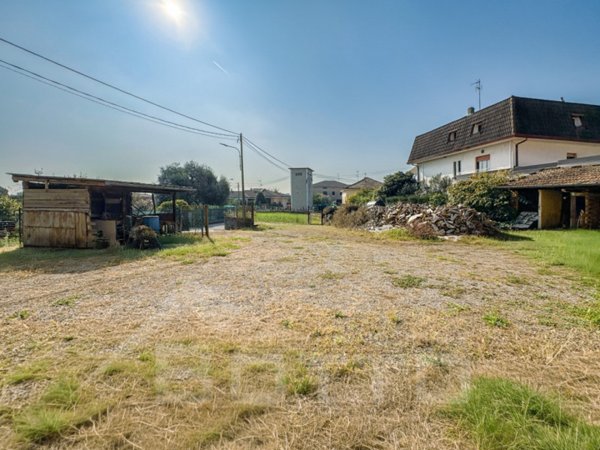 casa indipendente in vendita a Mezzomerico
