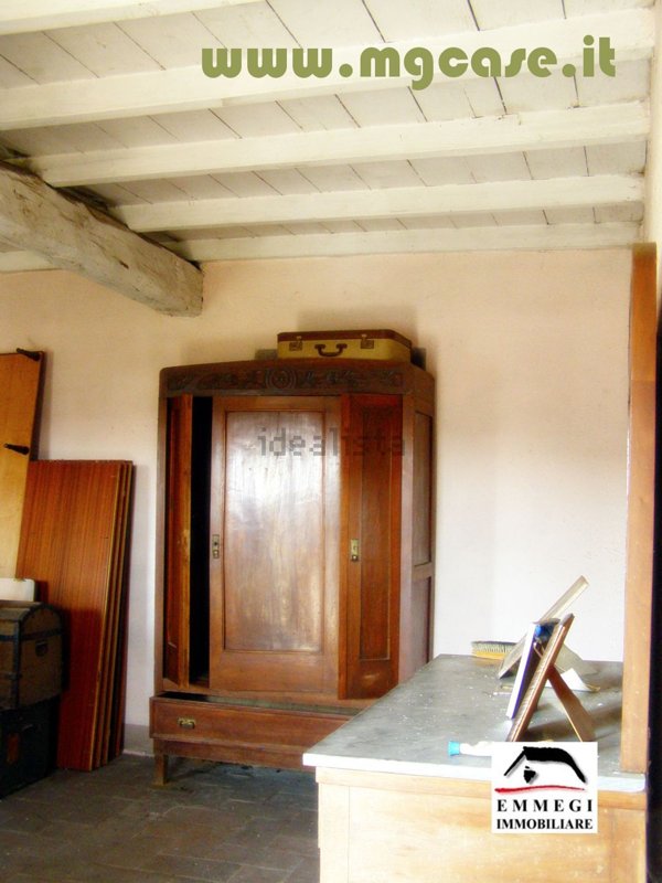 casale in vendita a Mezzomerico