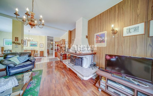 appartamento in vendita a Mezzomerico