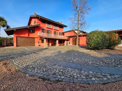 casa indipendente in vendita a Mezzomerico