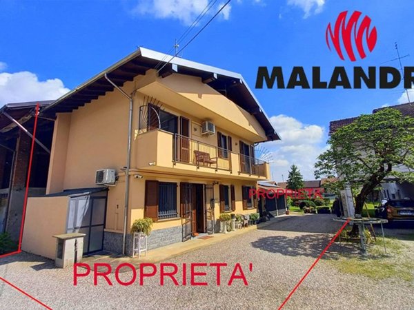 casa indipendente in vendita a Mezzomerico