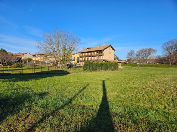 casale in vendita a Mezzomerico