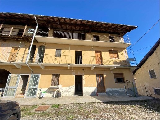 casa indipendente in vendita a Mezzomerico