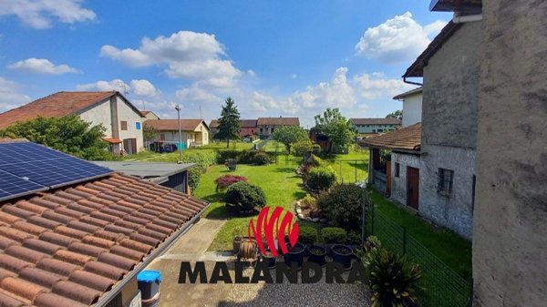 casa indipendente in vendita a Mezzomerico