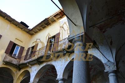 casa indipendente in vendita a Miasino