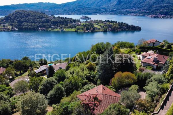 casa indipendente in vendita a Miasino in zona Carcegna