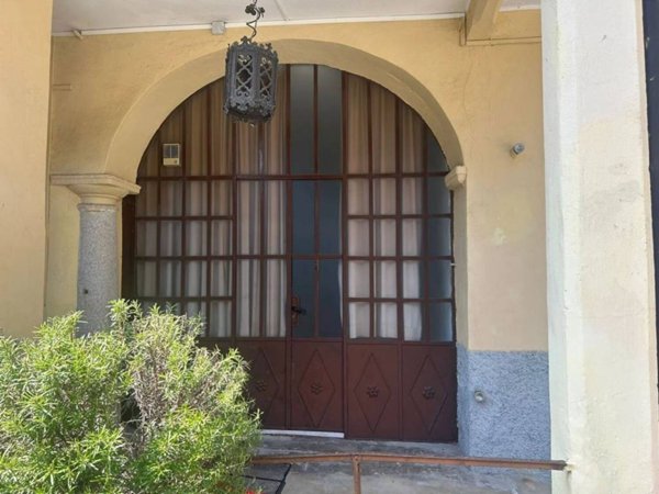 casa indipendente in vendita a Miasino