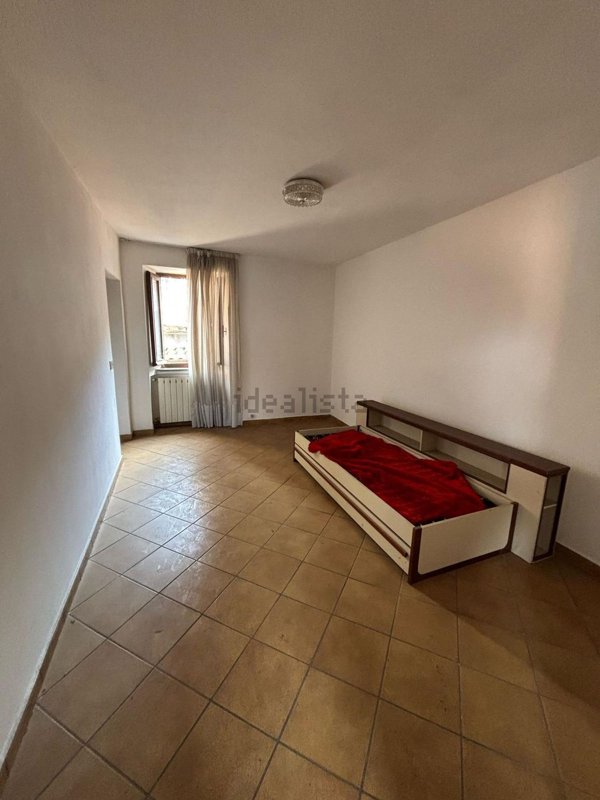 casa indipendente in vendita a Miasino in zona Pisogno