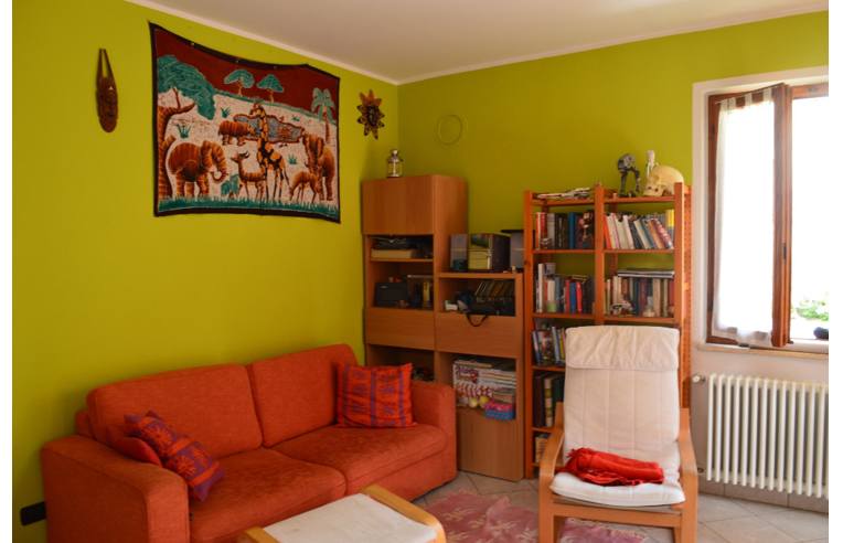 appartamento in vendita a Miasino in zona Carcegna