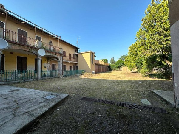 appartamento in vendita a Momo