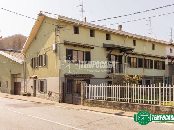 appartamento in vendita a Momo